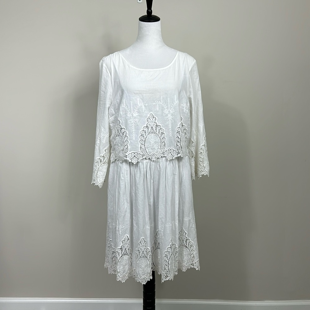 Brand new THE PERFECT A LACE POPOVER DRESS Size 14